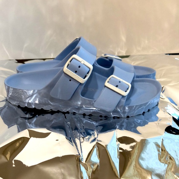 Birkenstock Blue. Size 61/2. - Picture 2 of 4